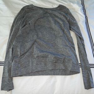 Swiftly Breathe Long Sleeve Slate/White (Grey)